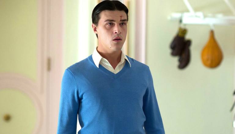 american-horror-story-freak-show-dandy-mott-finn-wittrock