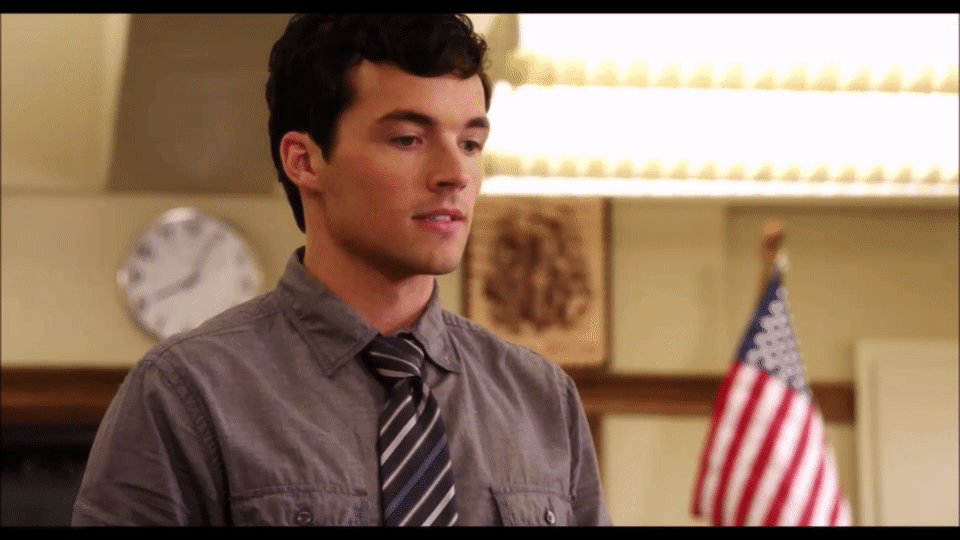 pretty little liars can you hear me now ezra class TV Rewind: PLL Can You Hear Me Now?: Ezra is the new creepiest dude