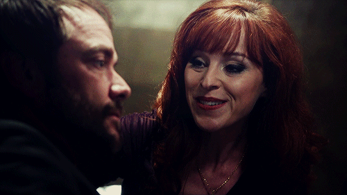 witches rowena gif 2 The binge watchers guide to witches, witchcraft & wizardry