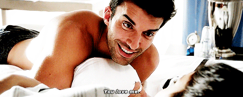 jane raf happy gif Jane the Virgin let Rafael off the hook    but can he handle freedom?