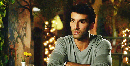 jane sad raf gif Jane the Virgin let Rafael off the hook    but can he handle freedom?