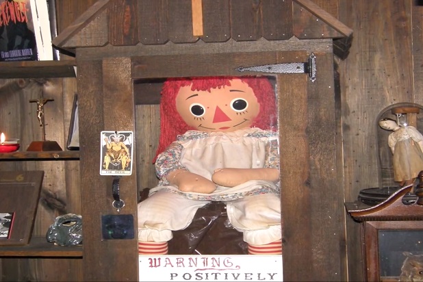 the conjuring verse fact check ed lorraine real annabelle