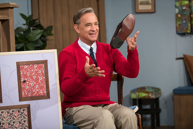 Tom Hanks Mister Rogers A Beautiful Day in the Neighborhood