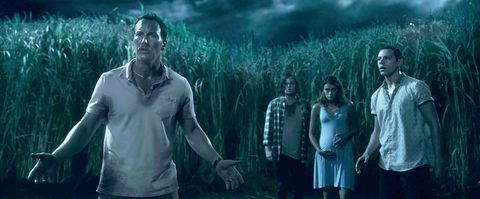 In The Tall Grass - Patrick Wilson, Harrison Gilbertson, Laysla De Oliveira, Avery Whitted