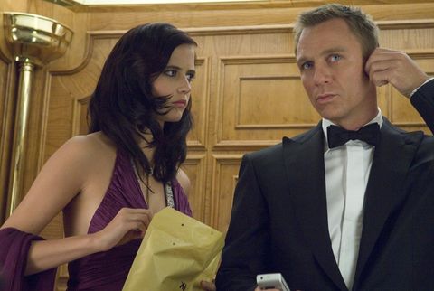 Eva Green as Vesper Lynd, Daniel Craig as James Bond, Casino Royale