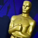 Oscars statue blue